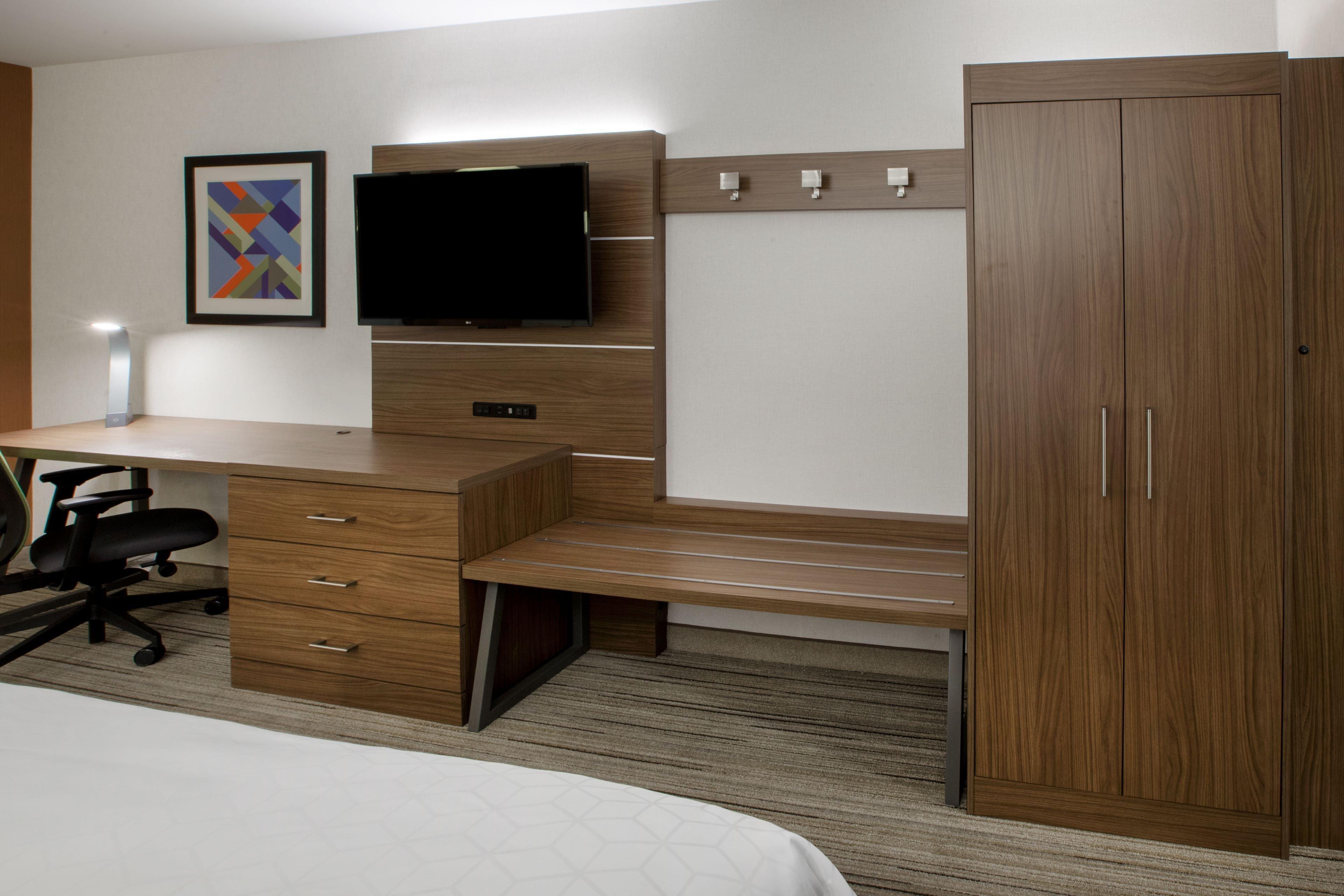 Holiday Inn Express Hotel & Suites Atascadero By Ihg Exterior photo