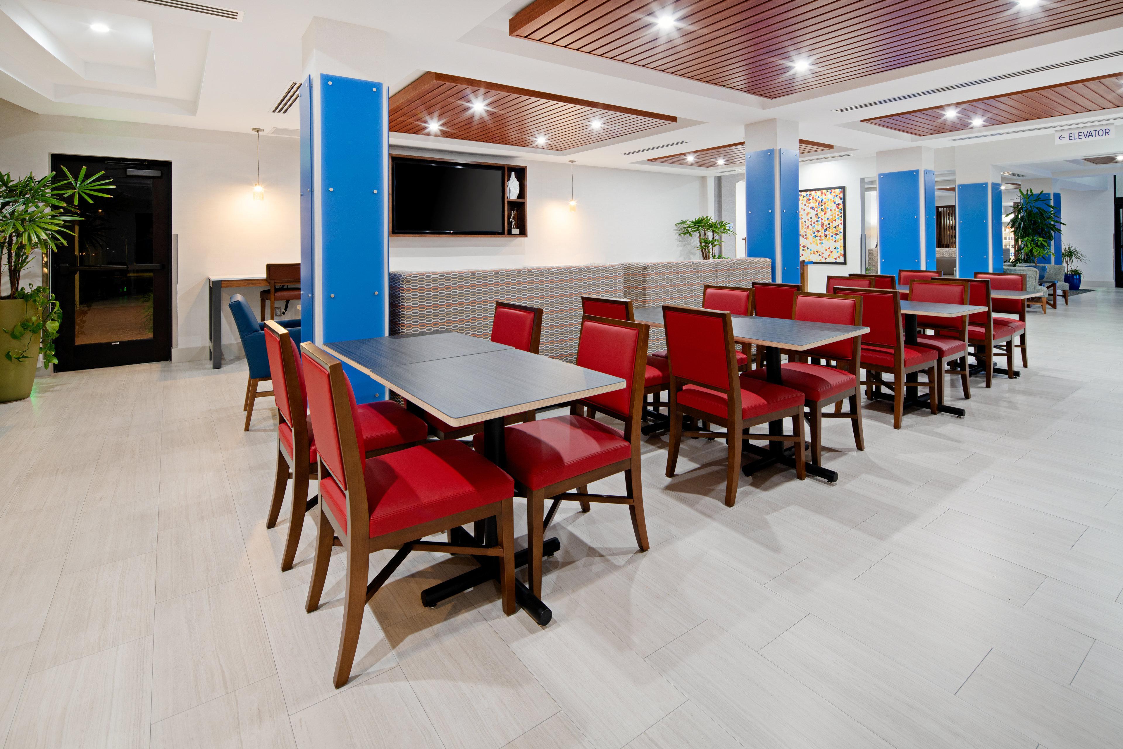 Holiday Inn Express Hotel & Suites Atascadero By Ihg Exterior photo