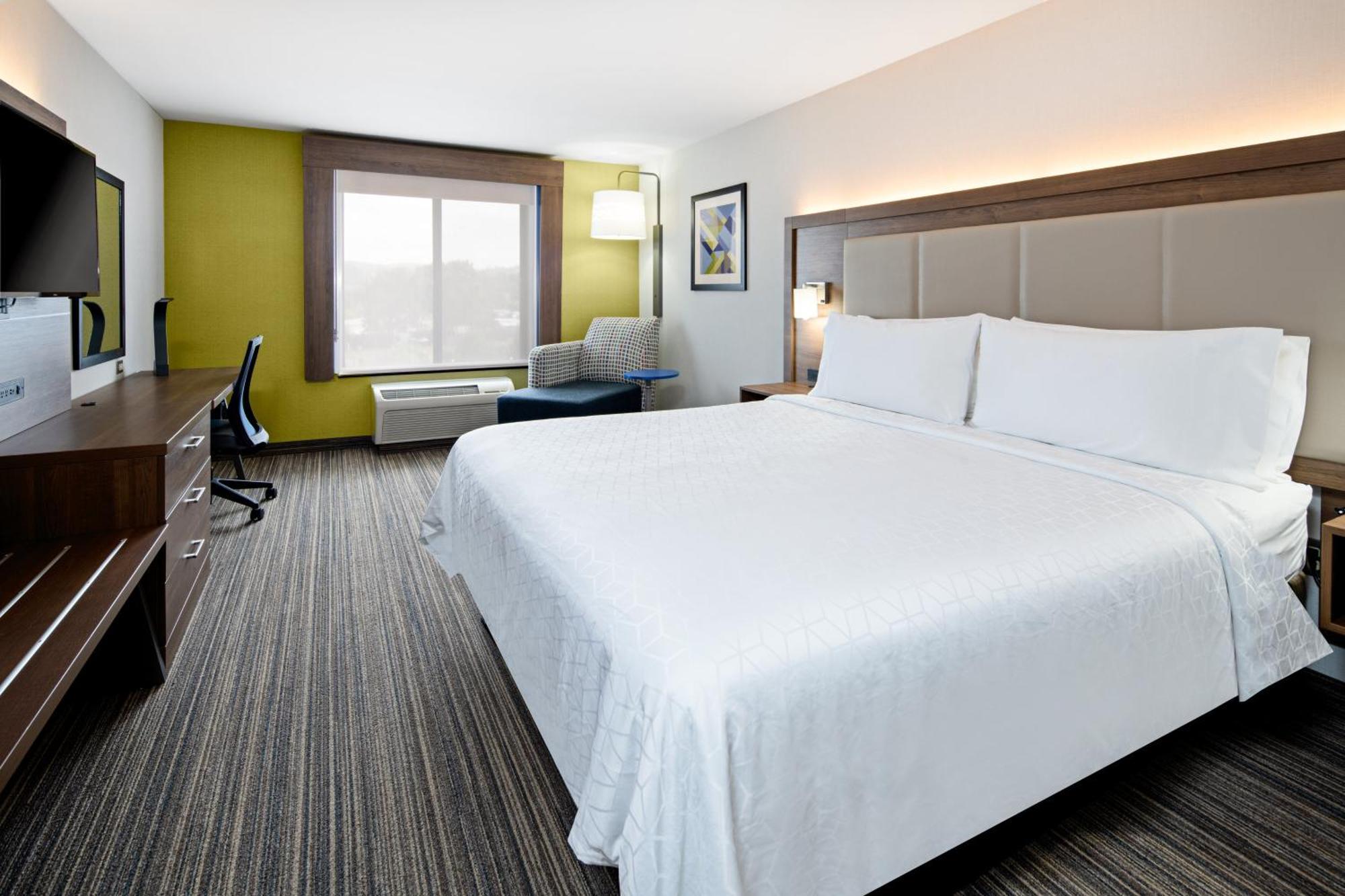 Holiday Inn Express Hotel & Suites Atascadero By Ihg Exterior photo